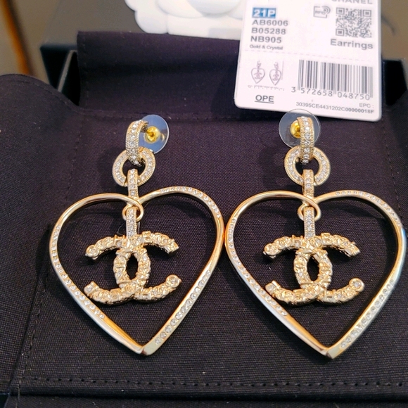 Chanel 21P Gold XXL CC Heart Crystal Drop Earrings AB6006 B05288 NB905 - Picture 2 of 14
